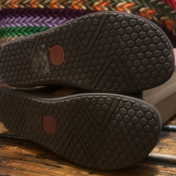 New in box born Lia shoes - Picture 4 of 5